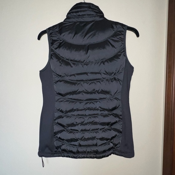 Michael Michael Kors Black Lightweight Down puffer Vest, Nylon Zip-Up Small - Picture 2 of 12